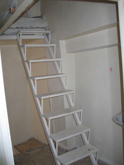 stairs first floor 1